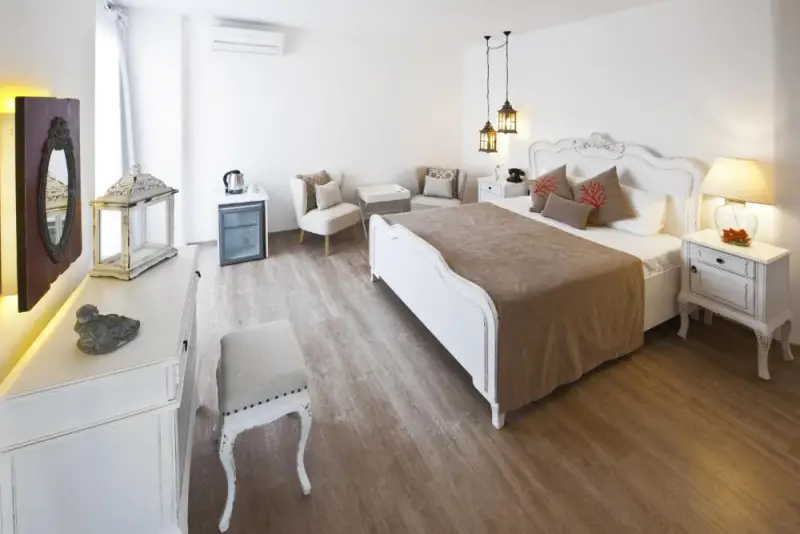 King Suite with Terrace and Spa Bath